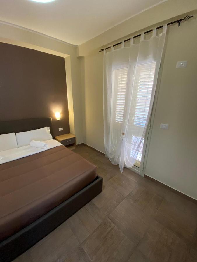 גיארדיני נאקסוס Nick & Santo'S Holiday Homes B&B מראה חיצוני תמונה