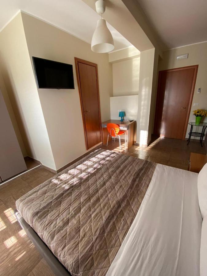 גיארדיני נאקסוס Nick & Santo'S Holiday Homes B&B מראה חיצוני תמונה