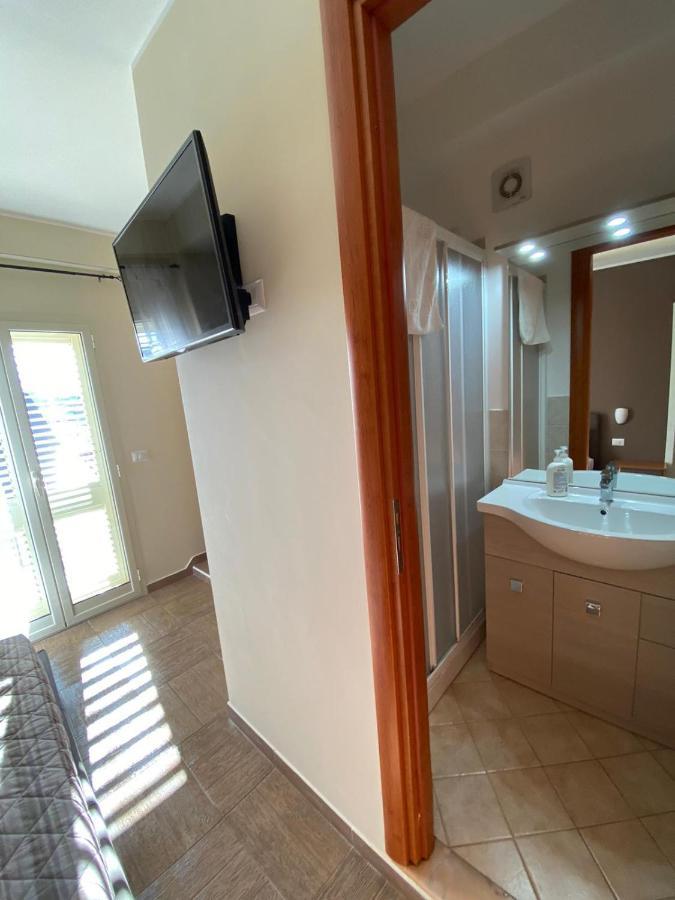 גיארדיני נאקסוס Nick & Santo'S Holiday Homes B&B מראה חיצוני תמונה